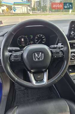 Внедорожник / Кроссовер Honda CR-V 2023 в 