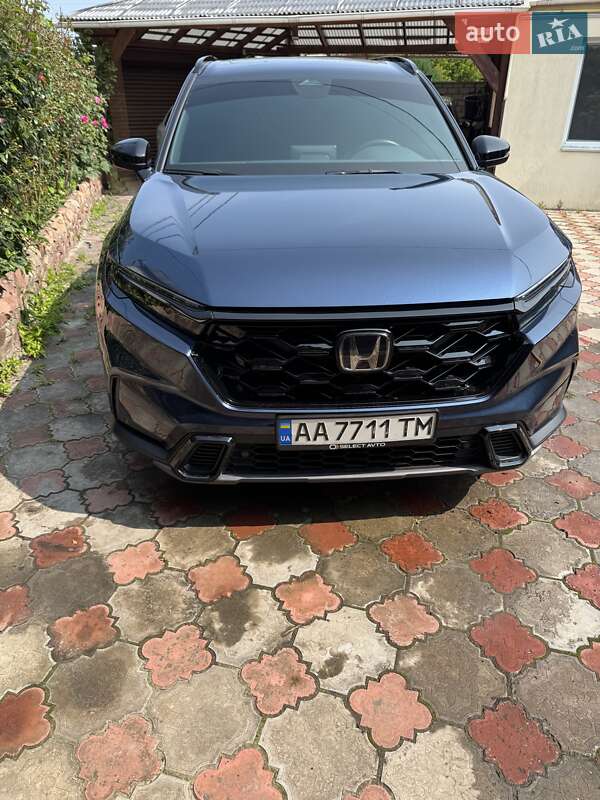 Позашляховик / Кросовер Honda CR-V 2023 в 