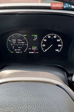 Позашляховик / Кросовер Honda CR-V 2023 в 