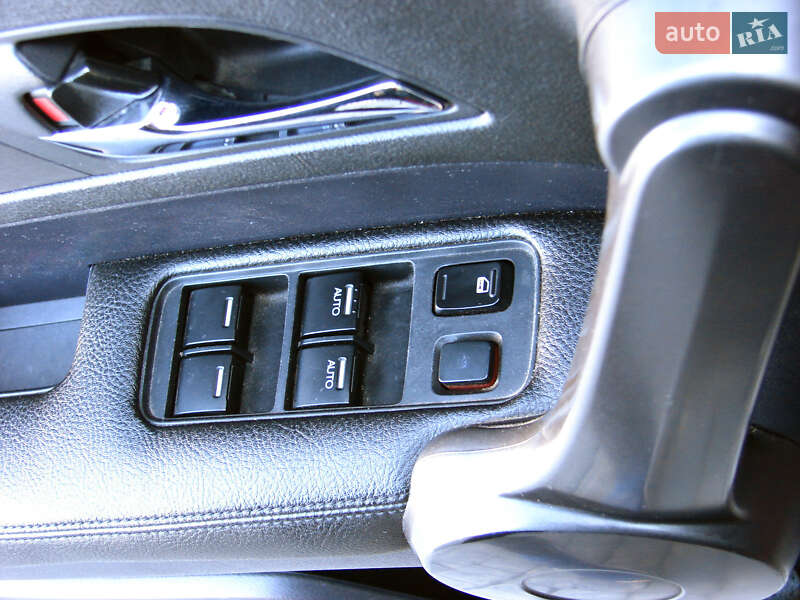 Позашляховик / Кросовер Honda CR-V 2008 в Одесі