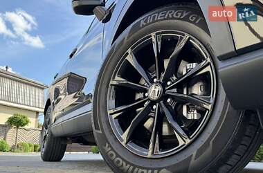 Позашляховик / Кросовер Honda CR-V 2024 в 