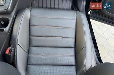 Позашляховик / Кросовер Honda CR-V 2024 в 