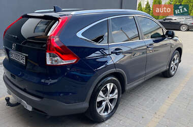 Позашляховик / Кросовер Honda CR-V 2013 в 