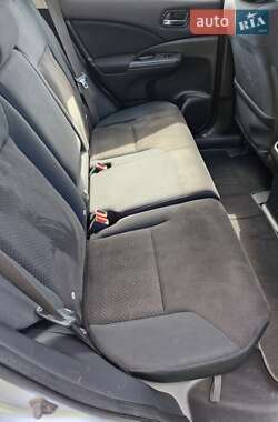 Позашляховик / Кросовер Honda CR-V 2015 в 