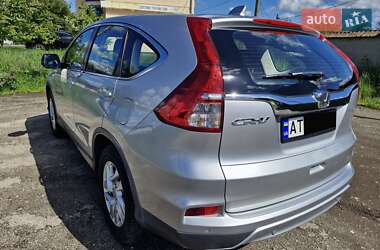 Позашляховик / Кросовер Honda CR-V 2015 в 