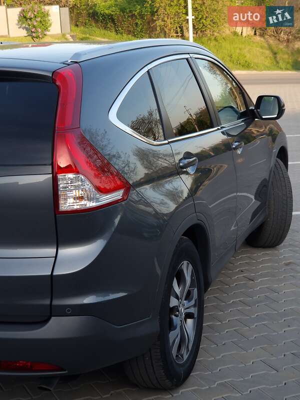Позашляховик / Кросовер Honda CR-V 2013 в Чернівцях