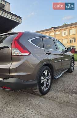 Внедорожник / Кроссовер Honda CR-V 2014 в 