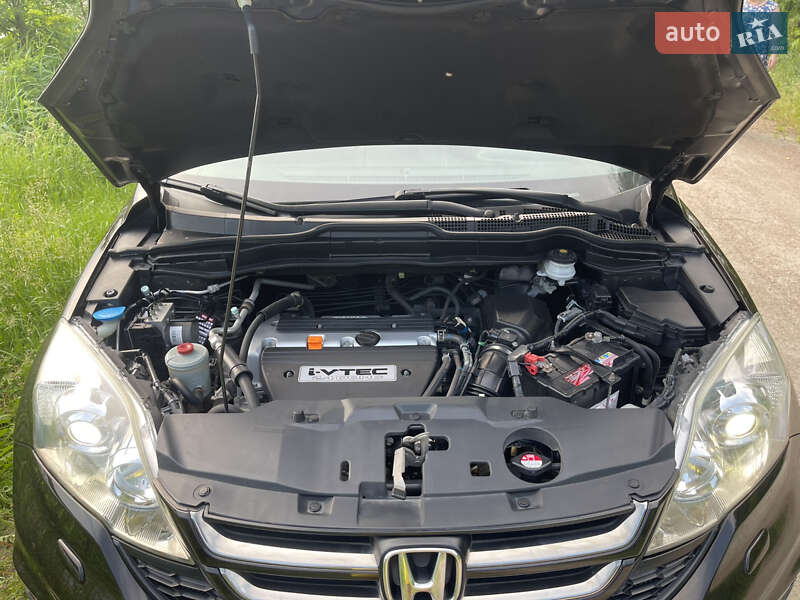 Внедорожник / Кроссовер Honda CR-V 2011 в Киеве
