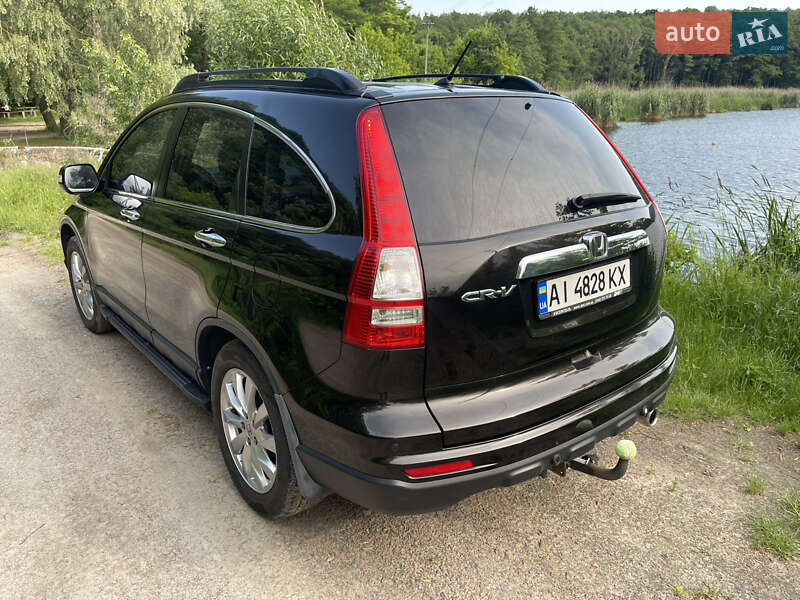 Внедорожник / Кроссовер Honda CR-V 2011 в Киеве
