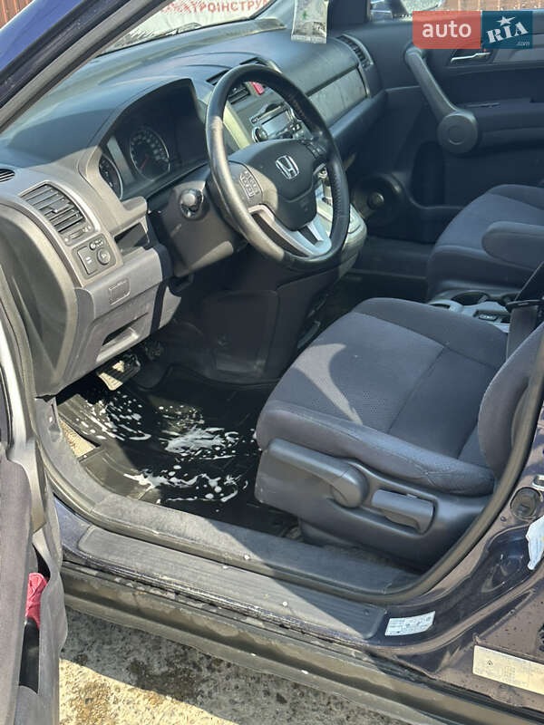 Внедорожник / Кроссовер Honda CR-V 2008 в Калуше