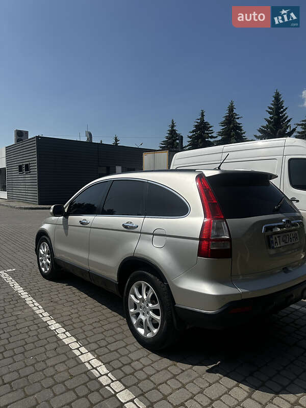 Внедорожник / Кроссовер Honda CR-V 2007 в Ивано-Франковске