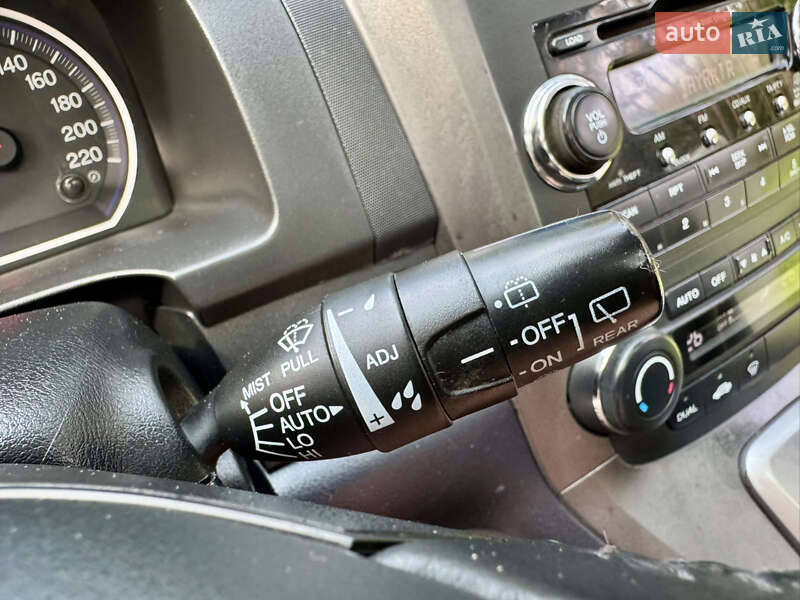 Внедорожник / Кроссовер Honda CR-V 2008 в Киеве