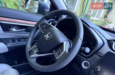 Внедорожник / Кроссовер Honda CR-V 2018 в 