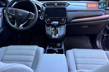 Внедорожник / Кроссовер Honda CR-V 2018 в 