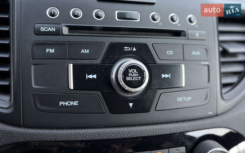 Внедорожник / Кроссовер Honda CR-V 2015 в Львове