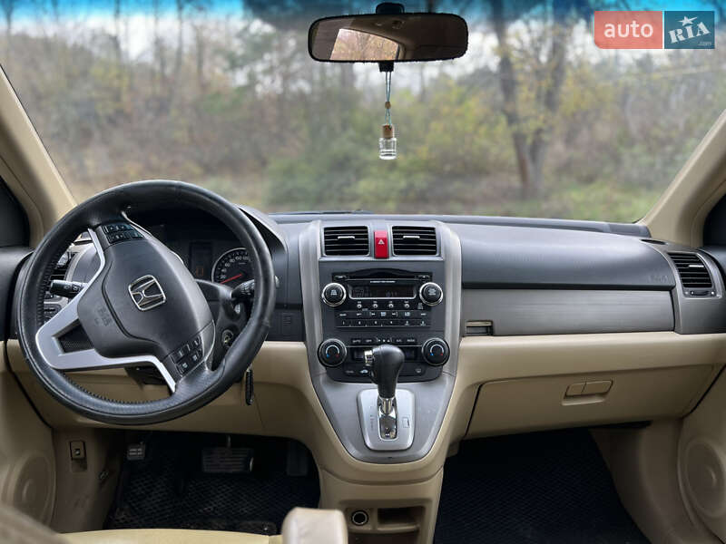 Внедорожник / Кроссовер Honda CR-V 2007 в Могилев-Подольске