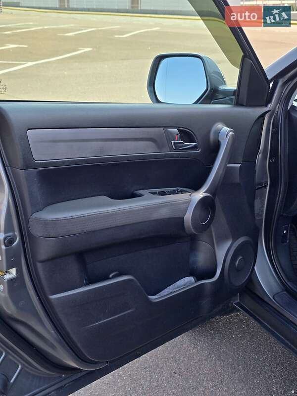 Внедорожник / Кроссовер Honda CR-V 2009 в Одессе фото 12 Внедорожник / Кроссовер Honda CR-V 2009 в Одессе