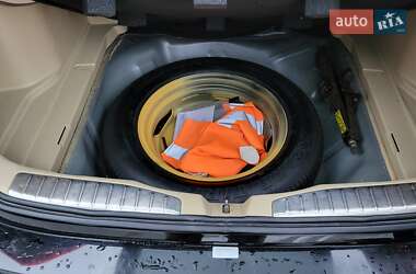 Внедорожник / Кроссовер Honda CR-V 2011 в 