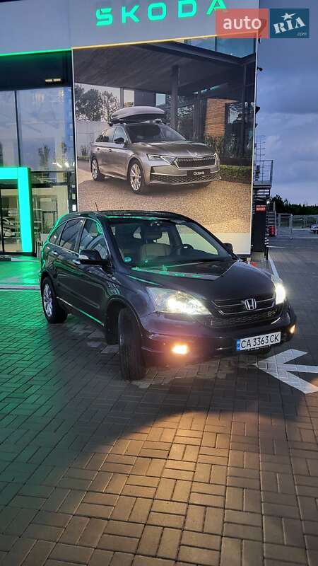 Внедорожник / Кроссовер Honda CR-V 2011 в 