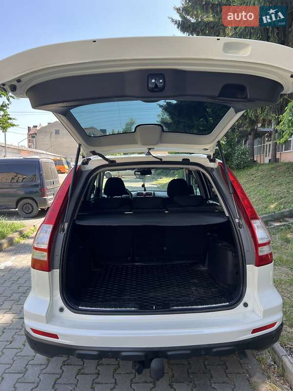 Внедорожник / Кроссовер Honda CR-V 2010 в Черновцах