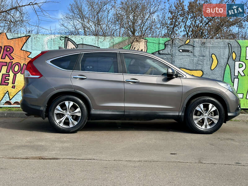 Позашляховик / Кросовер Honda CR-V 2012 в Києві