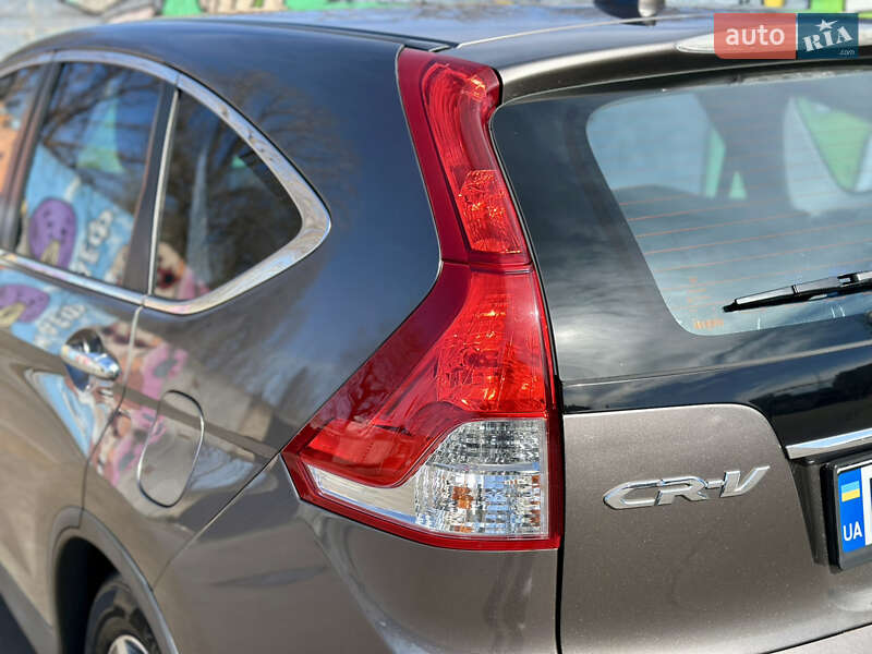 Позашляховик / Кросовер Honda CR-V 2012 в Києві