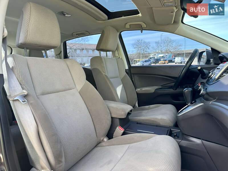 Позашляховик / Кросовер Honda CR-V 2012 в Києві