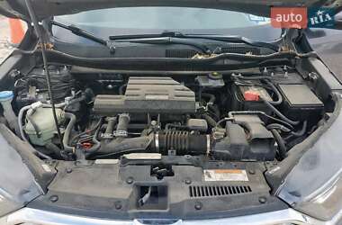 Внедорожник / Кроссовер Honda CR-V 2018 в 