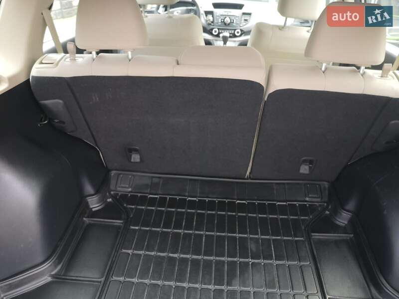 Внедорожник / Кроссовер Honda CR-V 2016 в Ровно