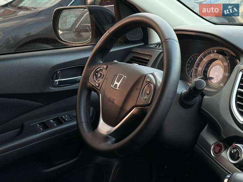 Внедорожник / Кроссовер Honda CR-V 2015 в Харькове