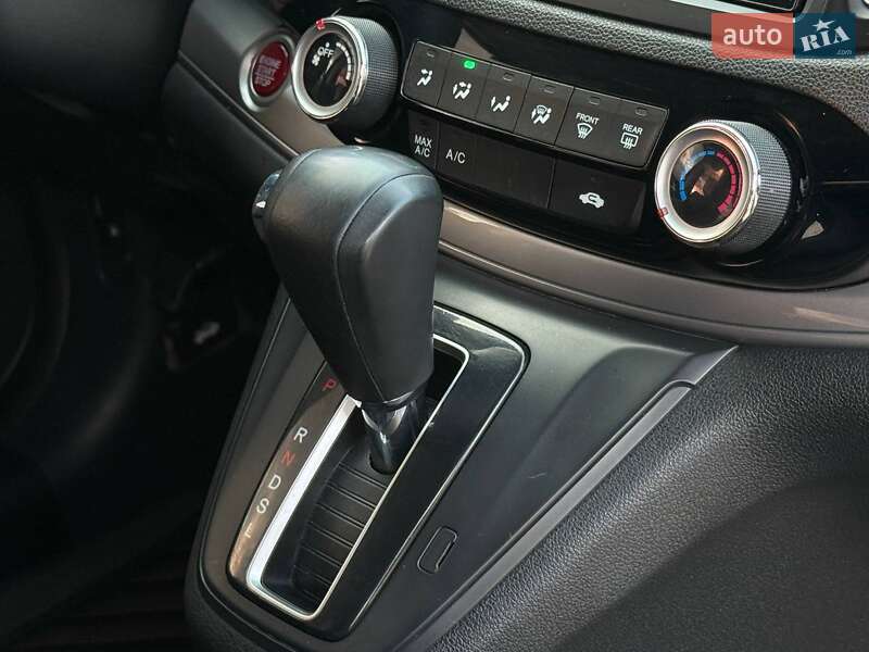 Внедорожник / Кроссовер Honda CR-V 2015 в Харькове