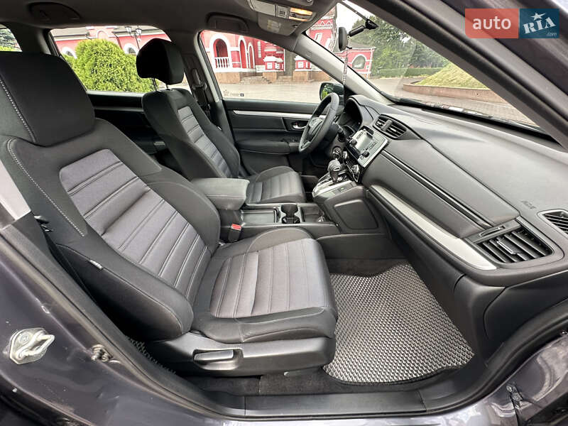 Внедорожник / Кроссовер Honda CR-V 2017 в Днепре
