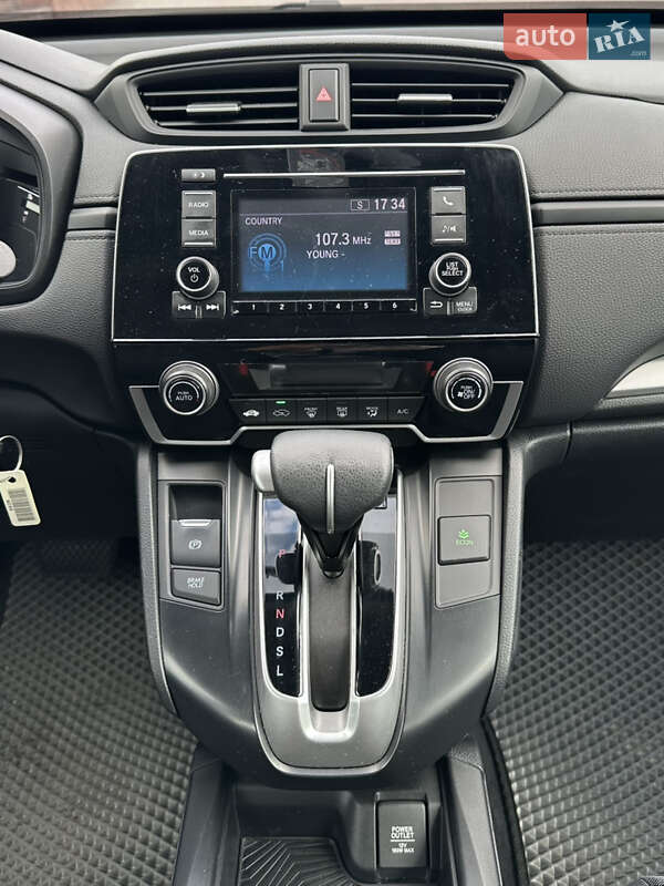 Внедорожник / Кроссовер Honda CR-V 2017 в Днепре