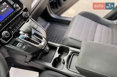 Внедорожник / Кроссовер Honda CR-V 2019 в 