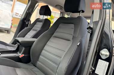 Внедорожник / Кроссовер Honda CR-V 2019 в 