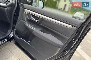 Внедорожник / Кроссовер Honda CR-V 2019 в 