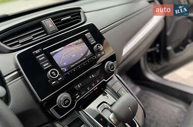 Внедорожник / Кроссовер Honda CR-V 2019 в 