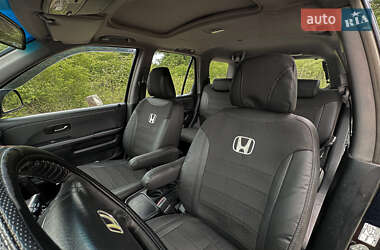 Внедорожник / Кроссовер Honda CR-V 2006 в 