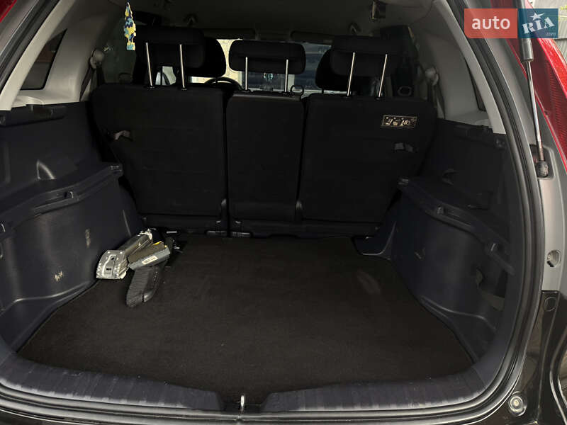 Позашляховик / Кросовер Honda CR-V 2010 в Чернівцях
