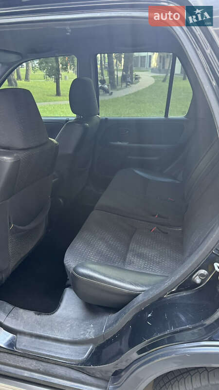 Внедорожник / Кроссовер Honda CR-V 2003 в Броварах