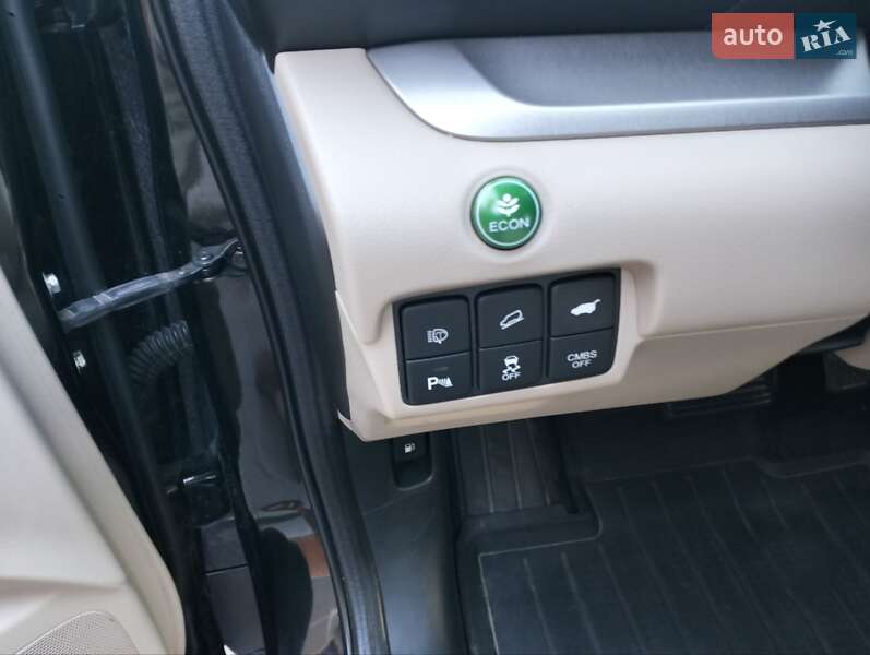 Позашляховик / Кросовер Honda CR-V 2014 в Тернополі