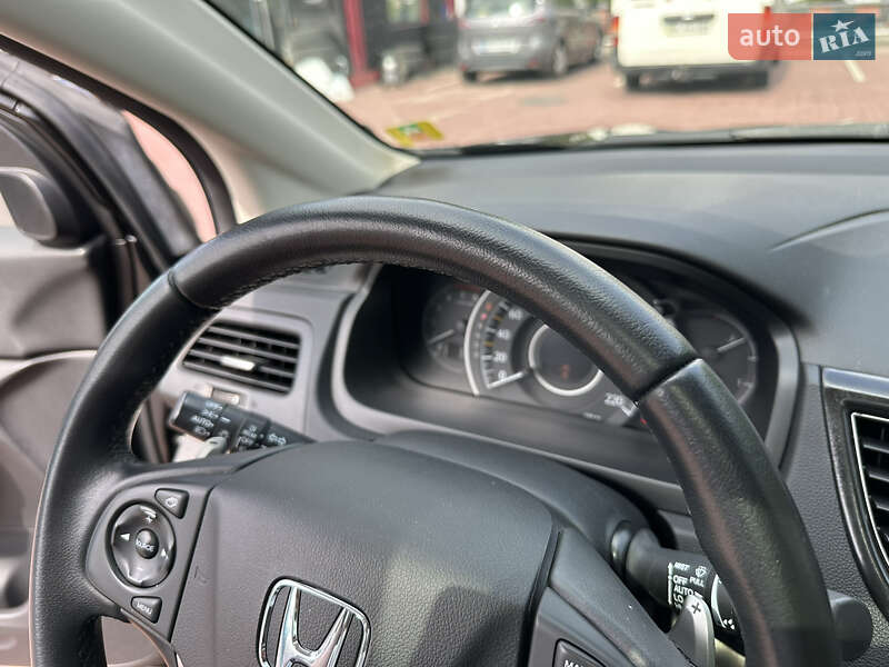 Внедорожник / Кроссовер Honda CR-V 2012 в Ровно