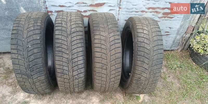 Позашляховик / Кросовер Honda CR-V 2006 в Острозі