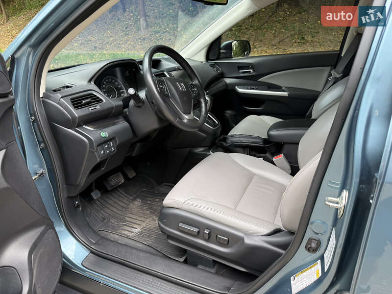 Внедорожник / Кроссовер Honda CR-V 2016 в Киеве