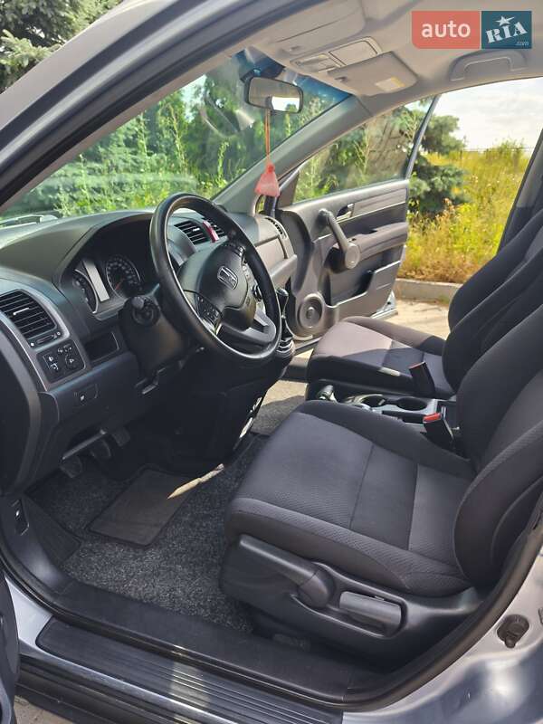 Внедорожник / Кроссовер Honda CR-V 2008 в Гайсине