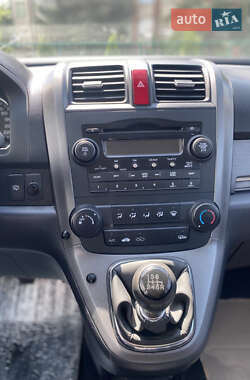 Позашляховик / Кросовер Honda CR-V 2008 в 