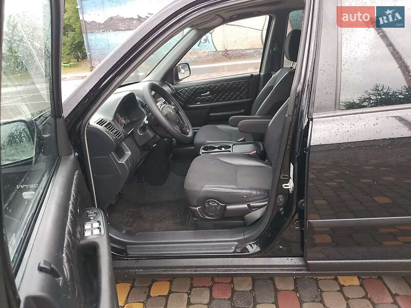 Внедорожник / Кроссовер Honda CR-V 2004 в Луцке