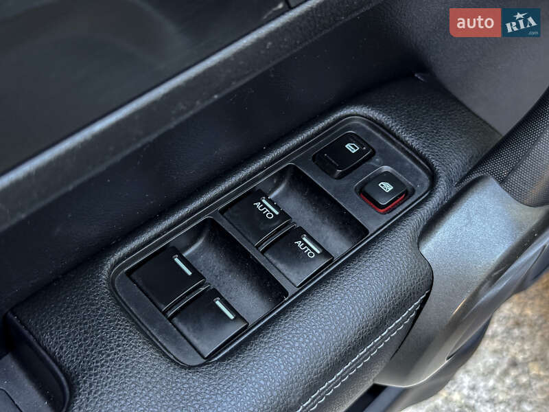 Внедорожник / Кроссовер Honda CR-V 2012 в Бродах