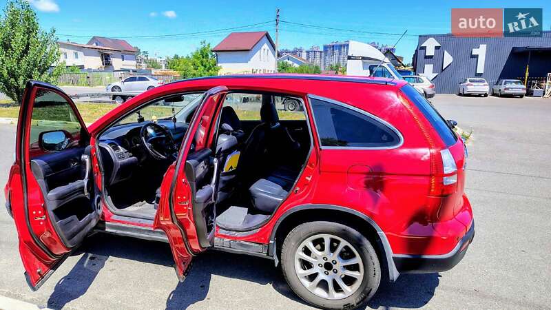 Внедорожник / Кроссовер Honda CR-V 2008 в Буче