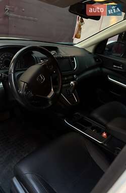 Внедорожник / Кроссовер Honda CR-V 2015 в 